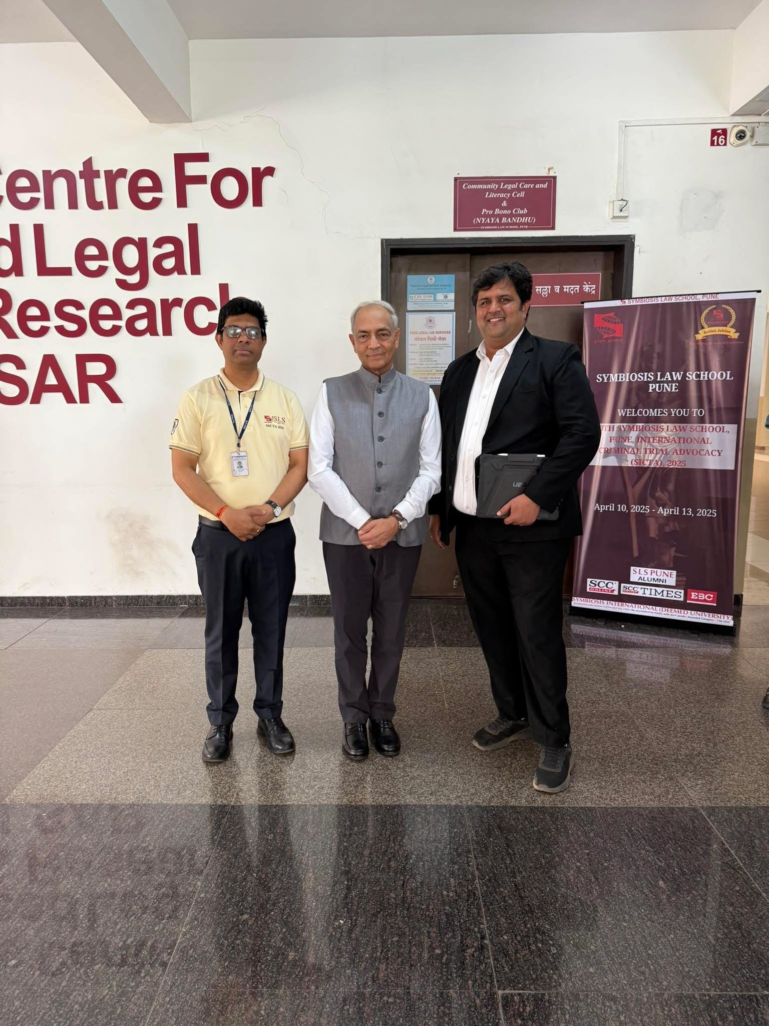 Adv. Harshad Bhadbhade at a legal research programme